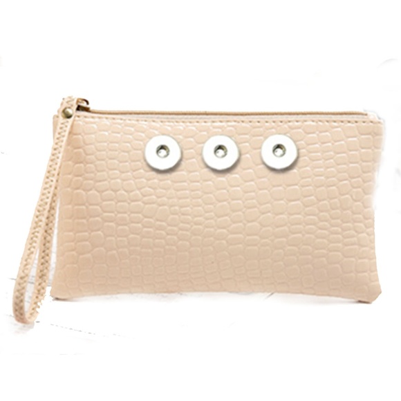 Snap Button Jewelry Wristlet - Picture 1 of 1